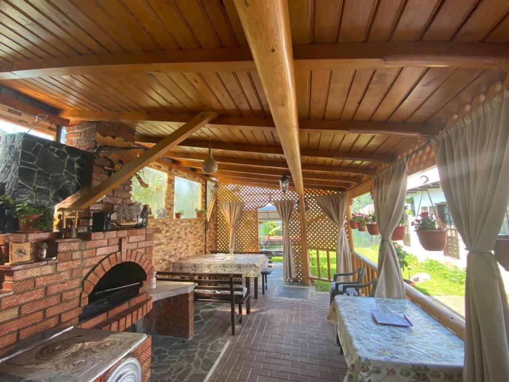 Casa Diana-Maria Apartment Curtea De Arges Exterior photo