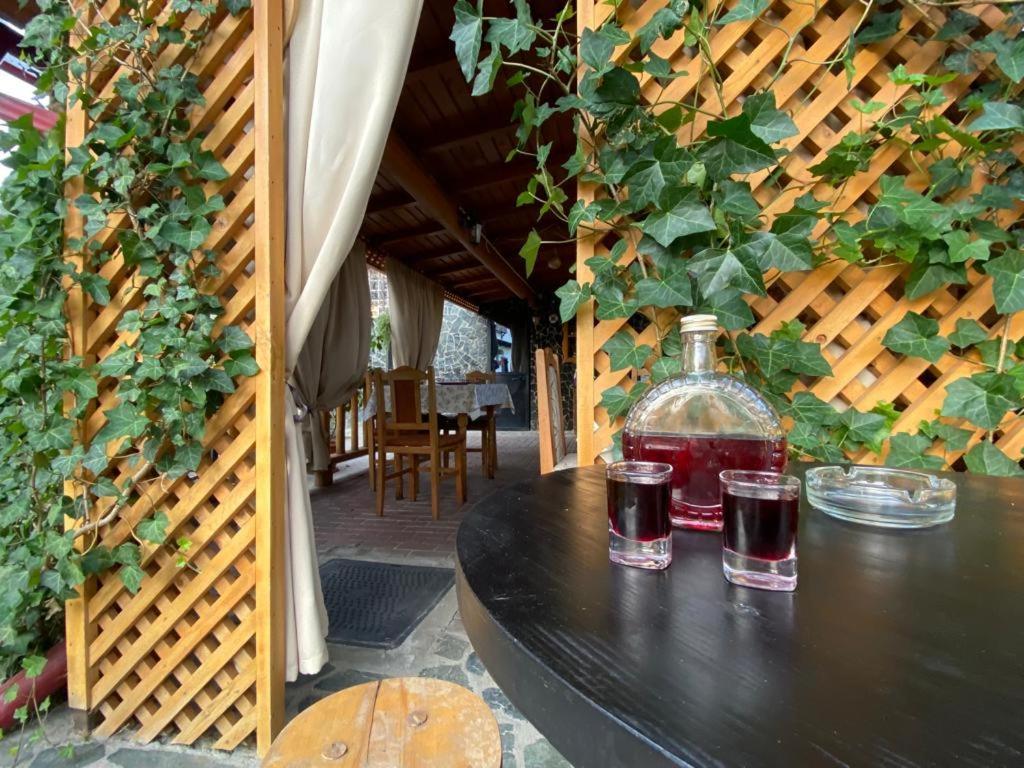 Casa Diana-Maria Apartment Curtea De Arges Exterior photo