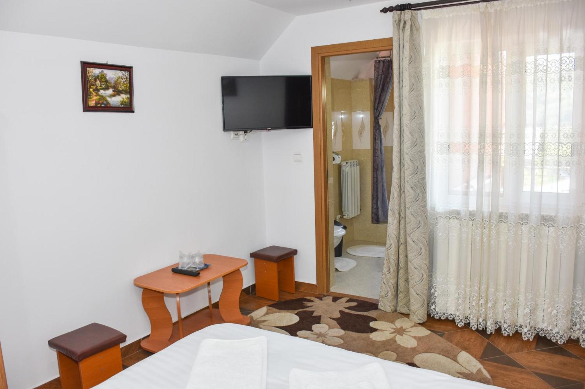 Casa Diana-Maria Apartment Curtea De Arges Exterior photo