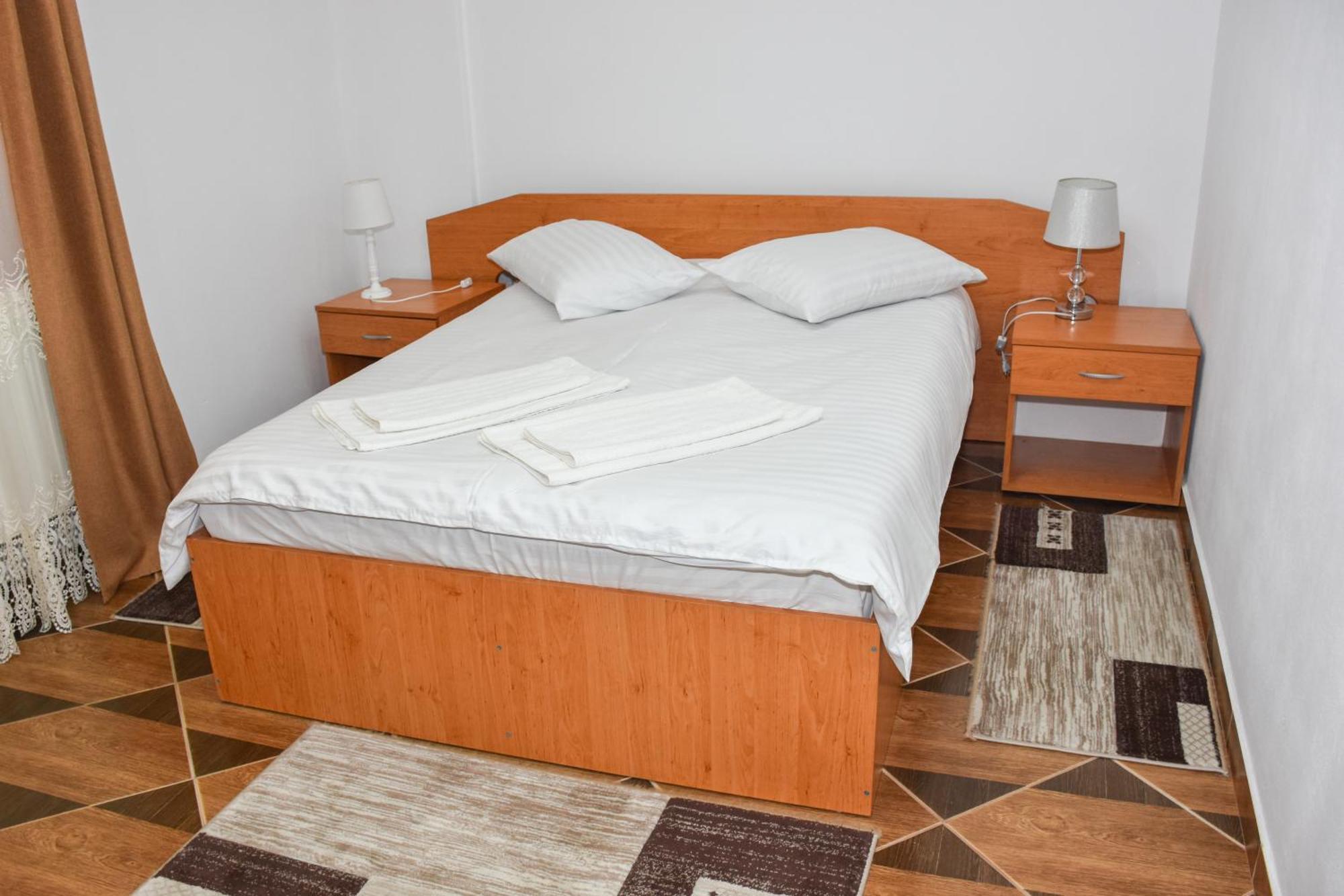 Casa Diana-Maria Apartment Curtea De Arges Exterior photo